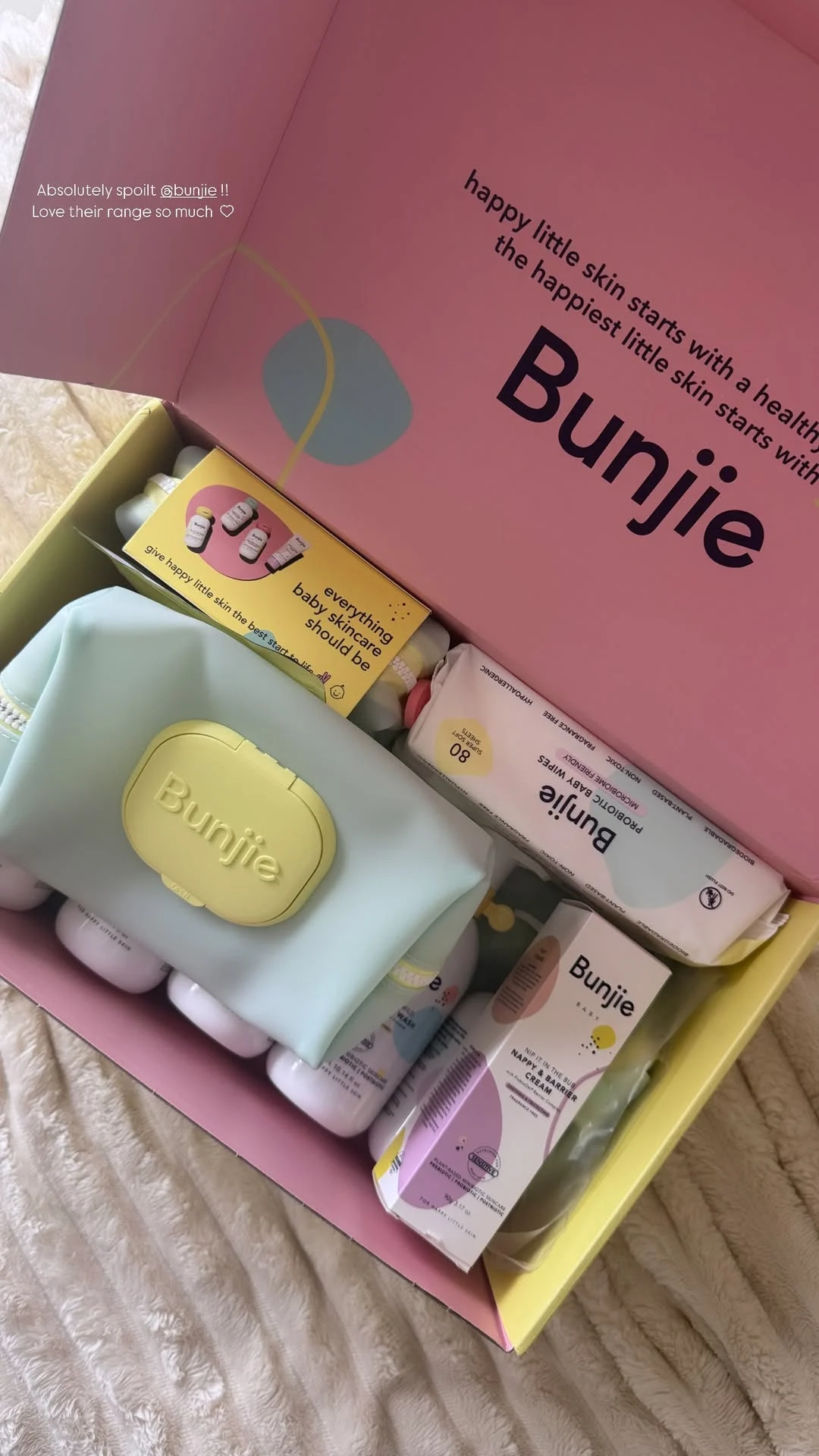 Bunjie ad: Gifted bundle unboxing